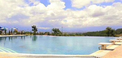 Pool safety features