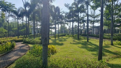 Valley and mountain views