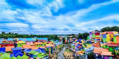 Kampung Warna Warni